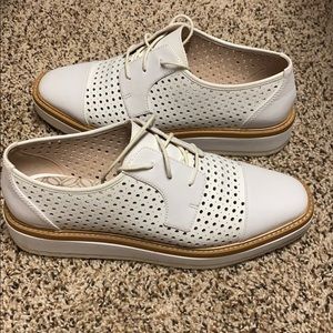 Women’s Nine West shoes